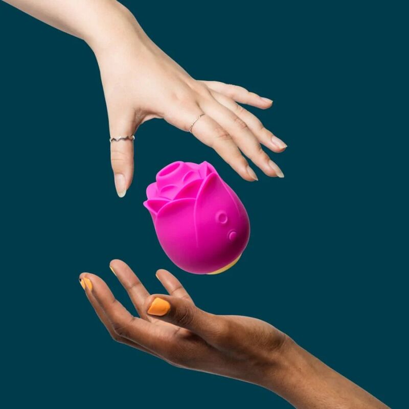 ROMP - ROSE 2.0 SUCCIONADOR DE CLÍTORIS FORMA ROSA - Imagen 4